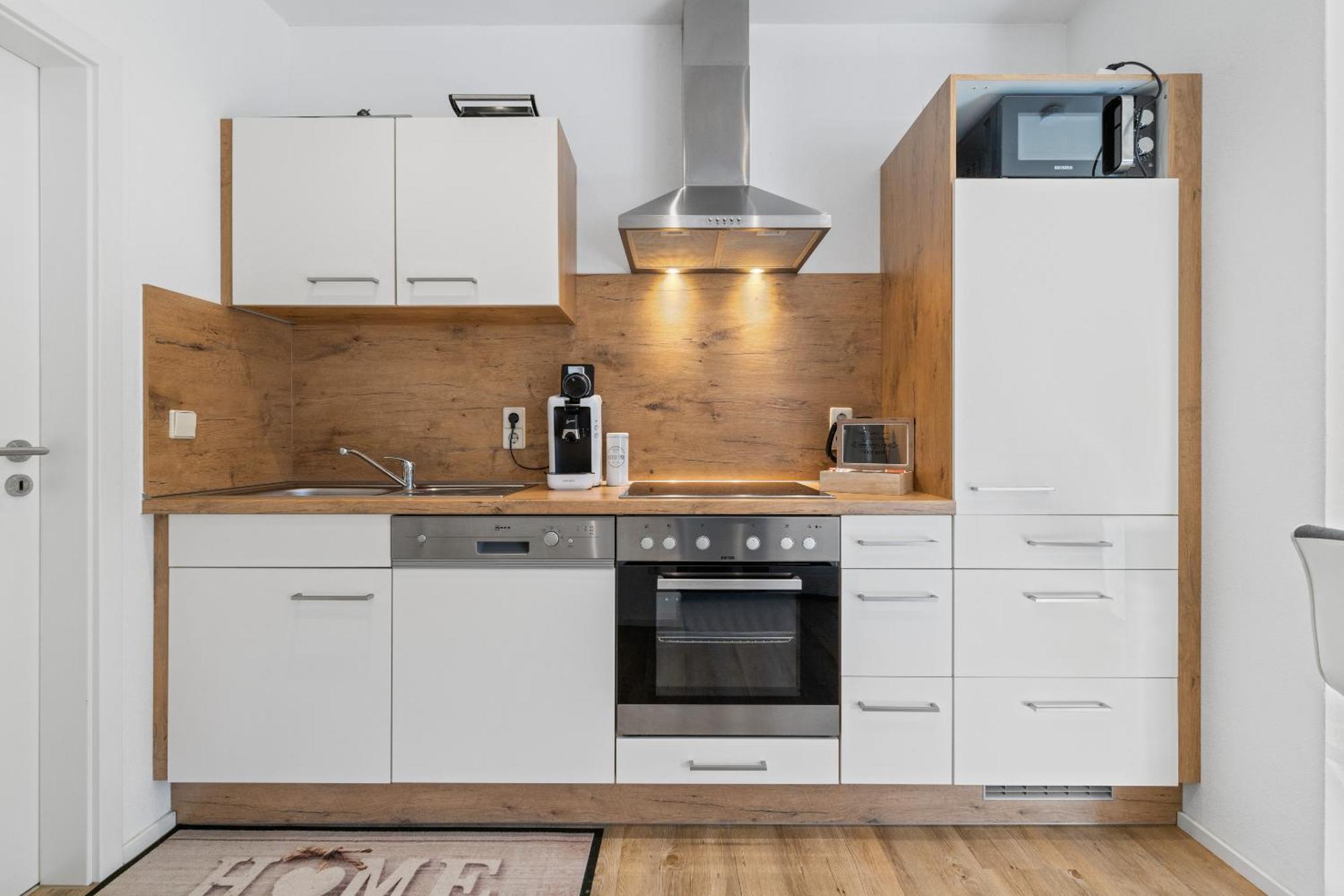 Goldcream Suites - Modern - Netflix - Free Parking Gunzburg Bagian luar foto